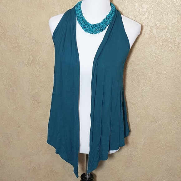 AKIRA Tops - Akira Racerback Vest